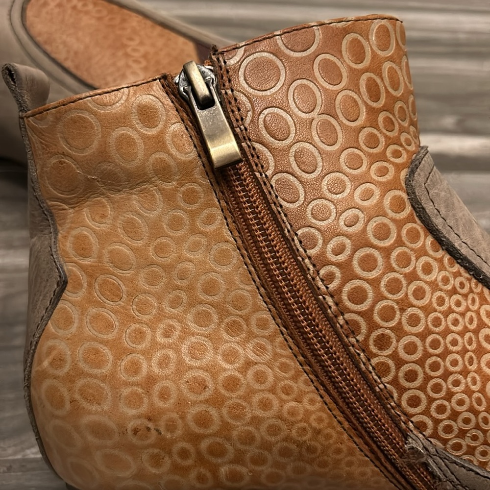 L'Artiste by Spring Step Dramatic Boot - Picture 5 of 15